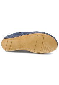 Granatowe Klapki Armodo Stylowe Obuwie Damskie Puma. Okazja: do domu, na co dzień, na spacer. Kolor: niebieski. Materiał: skóra. Styl: elegancki #4