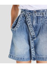 Patrizia Pepe - PATRIZIA PEPE - Jeansowe szorty z paskiem. Stan: podwyższony. Kolor: niebieski. Materiał: jeans. Sezon: lato, wiosna #5