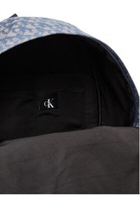 Calvin Klein Jeans Plecak Unstructured Monogram Backpack 4 LV04G3116G Niebieski. Kolor: niebieski. Materiał: materiał #3