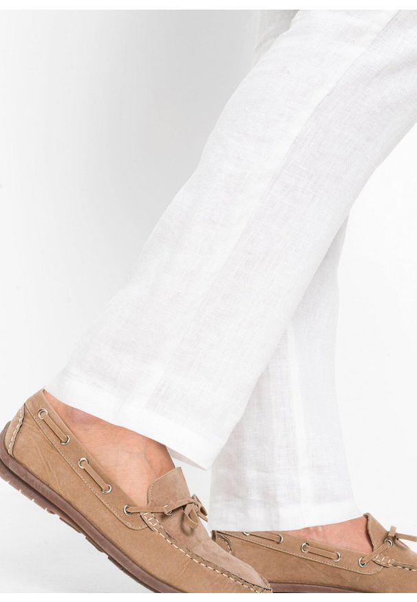 bonprix - Spodnie lniane Regular Fit Straight z wygodnym paskiem. Kolor: biały. Materiał: len