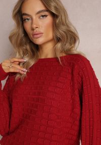 Renee - Bordowy Dzianinowy Sweter z Rękawami typu Nietoperz Cascapia. Kolor: czerwony. Materiał: dzianina. Styl: klasyczny #3