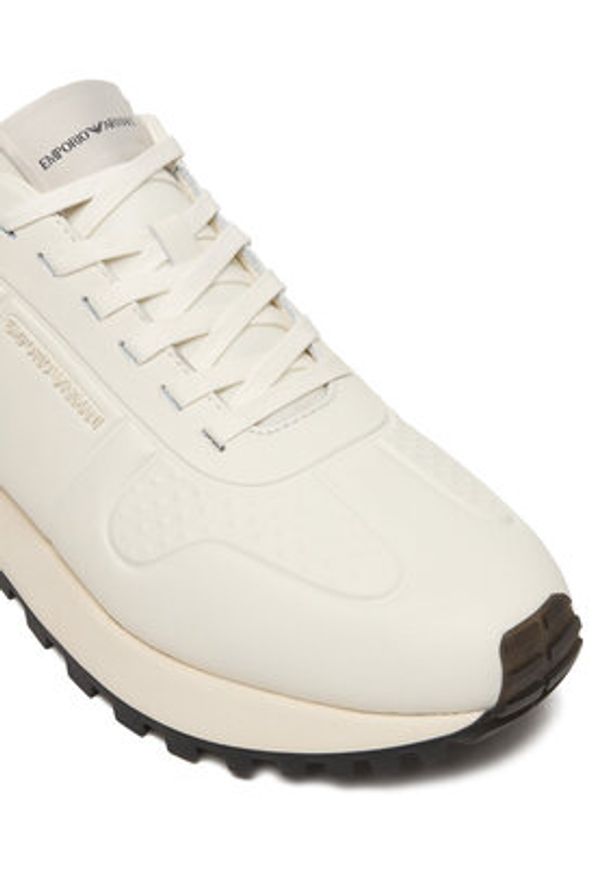 Emporio Armani Sneakersy EM003740 AF19726 M0107 Biały. Kolor: biały. Materiał: skóra