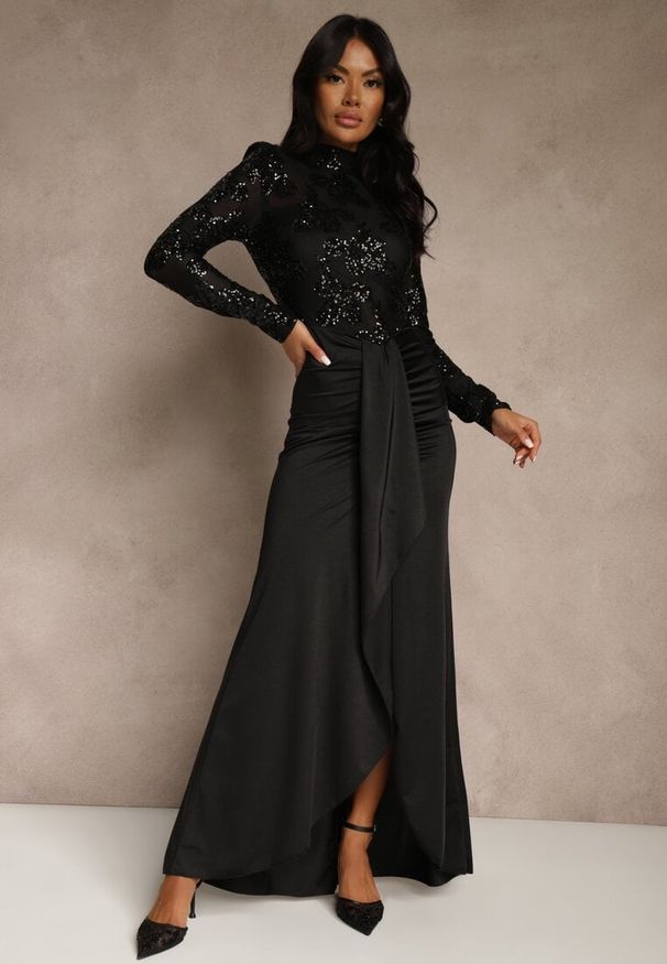 Renee - Czarna Koktajlowa Sukienka z Półgolfem Zdobiona Cekinami i Trenem Nautitune. Kolor: czarny. Wzór: aplikacja. Typ sukienki: oversize. Styl: wizytowy