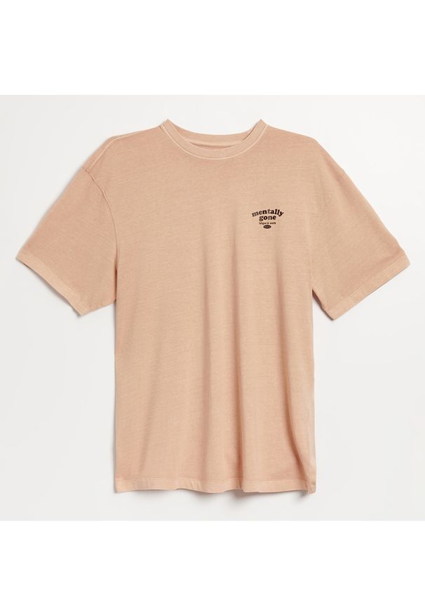 House - Beżowa koszulka z napisem Mentally Gone - Pomarańczowy. Kolor: pomarańczowy. Wzór: napisy
