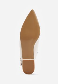 Born2be - Białe Sandały ze Szpiczastym Noskiem i Sprzączką Jeneliena. Okazja: na co dzień, na imprezę. Nosek buta: szpiczasty. Zapięcie: sprzączka. Kolor: biały. Styl: casual, elegancki, klasyczny #4