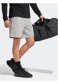 Adidas - adidas Szorty sportowe All SZN Fleece Graphic Shorts IC9796 Szary Regular Fit. Kolor: szary. Materiał: bawełna. Styl: sportowy #6
