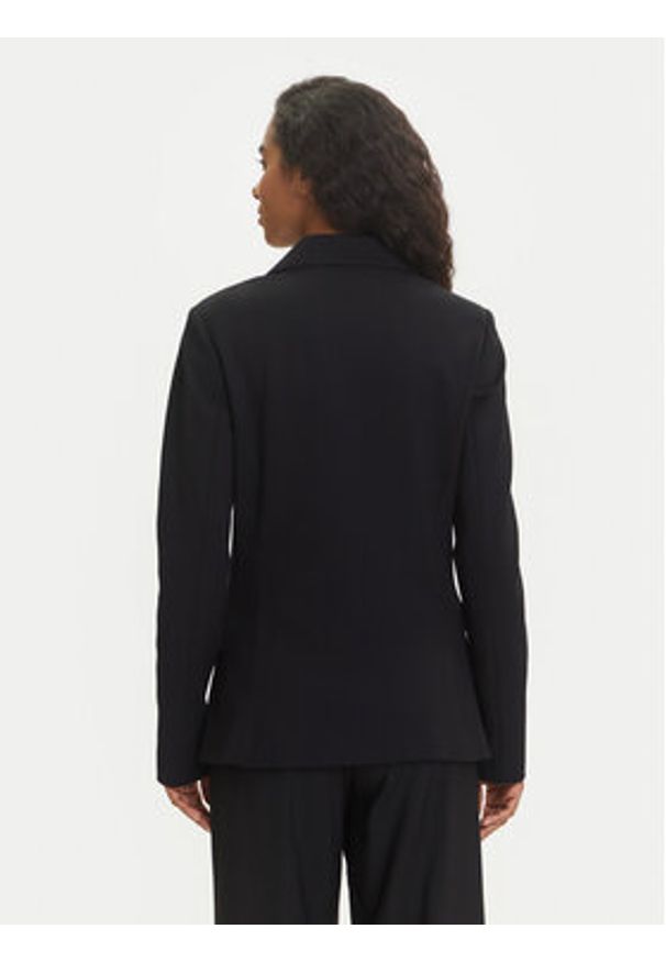 Guess Marynarka W5YN39 KCMU2 Czarny Regular Fit. Kolor: czarny. Materiał: wiskoza, syntetyk