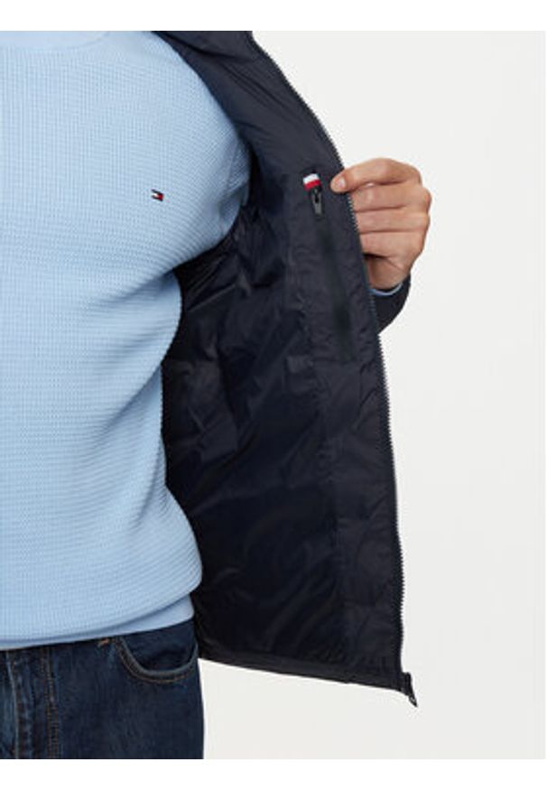 TOMMY HILFIGER - Tommy Hilfiger Kurtka zimowa MW0MW37259 Granatowy Regular Fit. Kolor: niebieski. Materiał: syntetyk. Sezon: zima