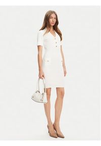 Guess Sukienka dzianinowa W5YK29 Z0130 Biały Slim Fit. Kolor: biały. Materiał: syntetyk #3