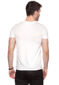 Wrangler - KOSZULKA WRANGLER FESTIVAL TEE OFFWHITE W7B44DE02. Wzór: nadruk #7