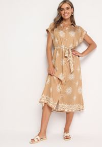 Born2be - Brązowa Sukienka z Wiskozą o Koszulowym Kroju Zapinana na Guziki Mivitia. Okazja: na spacer, na spotkanie biznesowe. Typ kołnierza: dekolt w kształcie V. Kolor: brązowy. Materiał: wiskoza. Typ sukienki: koszulowe. Styl: biznesowy, elegancki #1