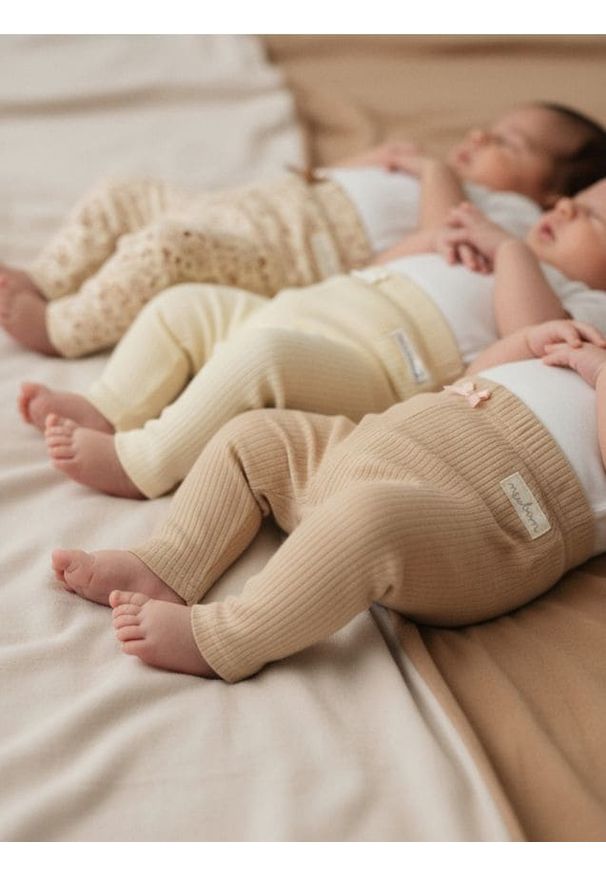 Sinsay - Legginsy 3 pack - kremowy. Kolor: kremowy