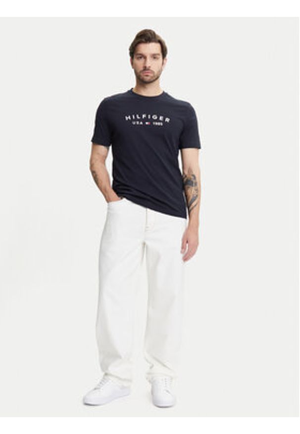 TOMMY HILFIGER - Tommy Hilfiger T-Shirt Fathers Day MW0MW39356 Granatowy Regular Fit. Kolor: niebieski. Materiał: bawełna
