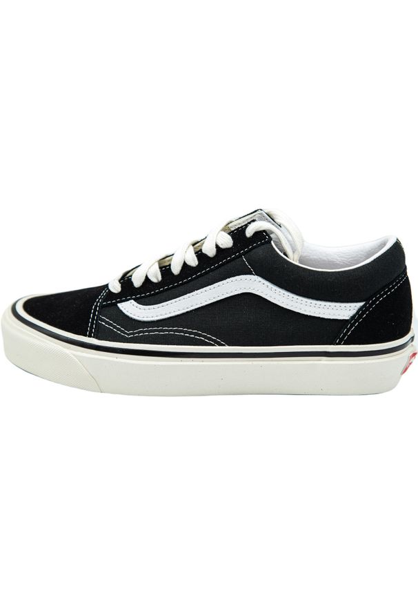 Buty na deskorolkę unisex Vans Old Skool czarne. Kolor: czarny, biały, wielokolorowy. Model: Vans Old Skool. Sport: skateboard