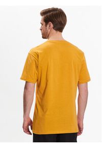 Vans T-Shirt Classic VN000GGG Żółty Classic Fit. Kolor: żółty. Materiał: bawełna #3