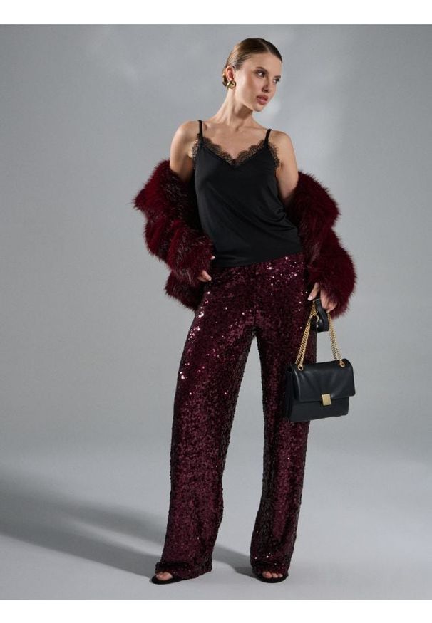 Sinsay - Spodnie wide leg z błyszczącymi cekinami - bordowy. Kolor: czerwony