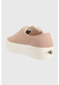Calvin Klein Jeans tenisówki VULC FLATFORM ESSENTIAL MONO damskie kolor beżowy YW0YW01030. Nosek buta: okrągły. Zapięcie: sznurówki. Kolor: beżowy. Materiał: materiał. Obcas: na platformie #4