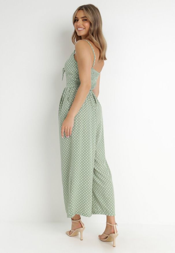 Born2be - Miętowy Kombinezon Delessa. Kolor: miętowy. Długość rękawa: na ramiączkach. Długość: długie. Wzór: aplikacja, kropki. Styl: elegancki, wizytowy