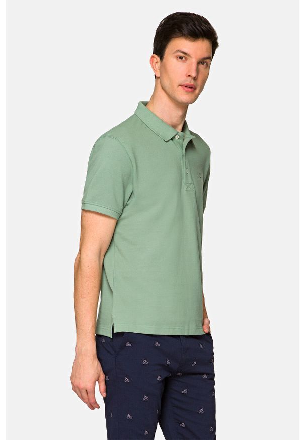 Lancerto - Koszulka Jasnozielona Polo Patrick. Typ kołnierza: polo. Kolor: zielony. Materiał: tkanina, bawełna, włókno, materiał. Wzór: gładki, ze splotem. Styl: klasyczny