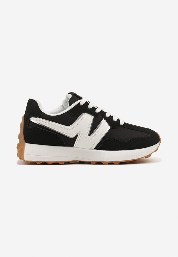 Born2be - Czarno-Białe Sneakersy Ozdobione Geometryczną Aplikacją Jenilitia. Nosek buta: okrągły. Zapięcie: sznurówki. Kolor: czarny. Materiał: materiał. Wzór: aplikacja, geometria. Obcas: na obcasie. Wysokość obcasa: niski