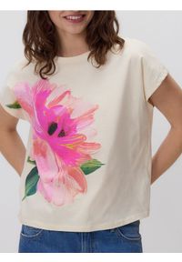 Reserved - T-shirt z nadrukiem - kremowy. Kolor: kremowy. Materiał: dzianina, bawełna. Wzór: nadruk #1