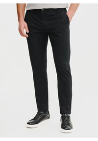 Pako Lorente - PAKO LORENTE – Spodnie męskie w kolorze czarnym. Kolor: czarny. Materiał: bawełna, elastan. Sezon: wiosna #1