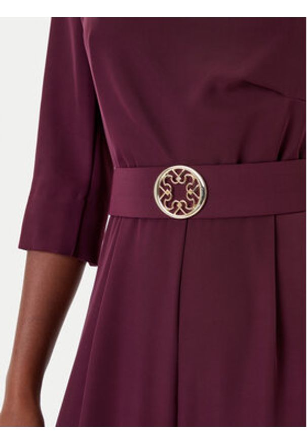 Rinascimento Kombinezon CFC0125314003 Bordowy Regular Fit. Kolor: czerwony. Materiał: syntetyk