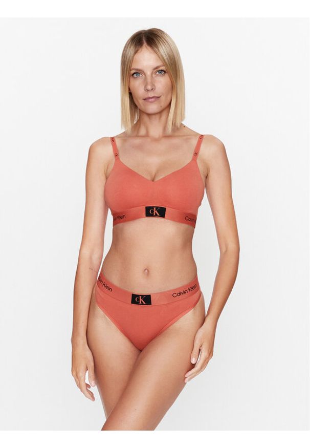 Calvin Klein Underwear Stringi 000QF7221E Pomarańczowy. Kolor: pomarańczowy. Materiał: bawełna