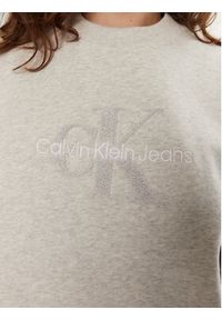 Calvin Klein Jeans Bluza Chenille J20J224652 Szary Regular Fit. Kolor: szary. Materiał: bawełna