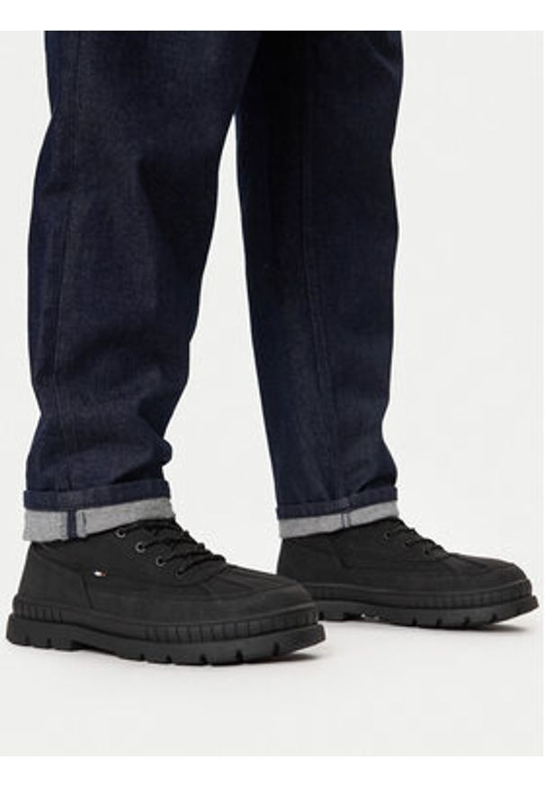 Bugatti Trapery 321-AGA34-5000 Czarny. Kolor: czarny. Materiał: skóra