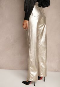 Renee - Złote Szerokie Spodnie Metaliczne High Waist z Ekoskóry Tranise. Stan: podwyższony. Kolor: złoty. Materiał: skóra
