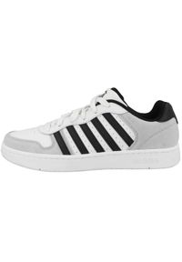 Buty do chodzenia męskie K-Swiss Court Palisades. Zapięcie: sznurówki. Kolor: biały. Materiał: zamsz, skóra, guma. Szerokość cholewki: normalna. Sport: turystyka piesza