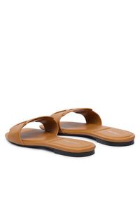 Calvin Klein Klapki Square Flat Sandal Emblem HW0HW03128 Brązowy. Kolor: brązowy. Materiał: skóra #2