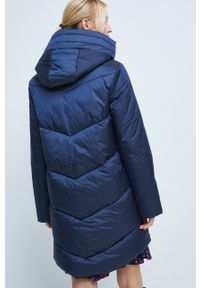 medicine - Medicine płaszcz damski kolor granatowy zimowy. Okazja: na co dzień. Kolor: niebieski. Długość: długie. Sezon: zima. Styl: casual #6