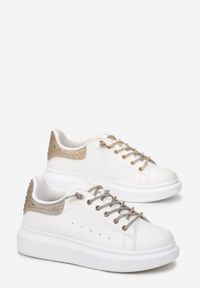Born2be - Biało-Złote Sneakersy Naimasa. Nosek buta: okrągły. Kolor: biały. Materiał: skóra ekologiczna. Szerokość cholewki: normalna. Wzór: jednolity, gładki #5