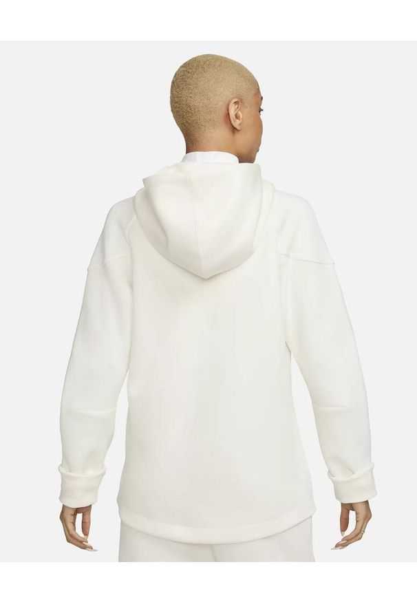 Bluza sportowa damska Nike FB8338110. Typ kołnierza: kaptur. Kolor: wielokolorowy