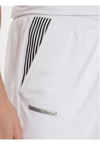 EA7 Emporio Armani Szorty sportowe 3DPS66 PJLIZ 1100 Biały Regular Fit. Kolor: biały. Materiał: syntetyk, bawełna. Styl: sportowy #4