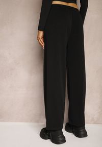 Renee - Czarne Prążkowane Spodnie Szerokie High Waist z Troczkiem w Pasie Saivine. Okazja: na co dzień, na spotkanie biznesowe. Stan: podwyższony. Kolor: czarny. Materiał: prążkowany. Długość: długie. Styl: biznesowy, casual #5