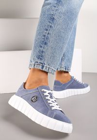 Renee - Niebieskie Sznurowane Sneakersy ze Skóry Breana. Nosek buta: okrągły. Kolor: niebieski. Materiał: skóra