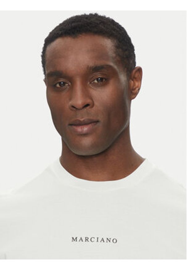 Marciano Guess T-Shirt 5GHI08 6323A Biały Regular Fit. Kolor: biały. Materiał: lyocell