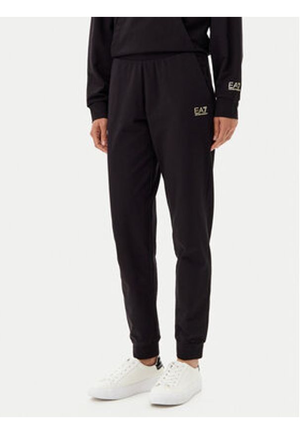 EA7 Emporio Armani Dres 7W000117 AF13135 MC004 Czarny Regular Fit. Kolor: czarny. Materiał: bawełna