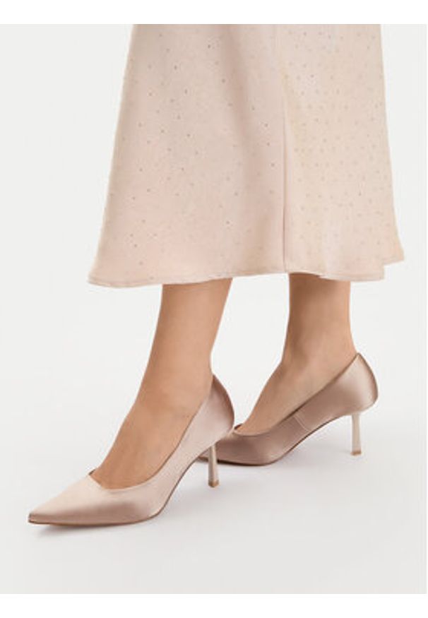 Steve Madden Szpilki Vivion 11003291 Écru. Kolor: kremowy. Materiał: materiał. Obcas: na szpilce