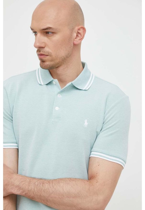 Polo Ralph Lauren polo męski kolor zielony z aplikacją. Typ kołnierza: polo. Kolor: zielony. Długość: krótkie. Wzór: aplikacja