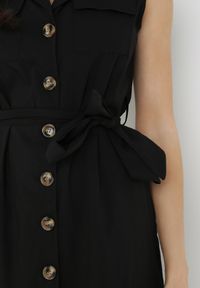 Born2be - Czarna Sukienka z Bawełny Demyllis. Kolor: czarny. Materiał: bawełna. Długość rękawa: bez rękawów. Typ sukienki: koszulowe, dopasowane. Długość: midi #5