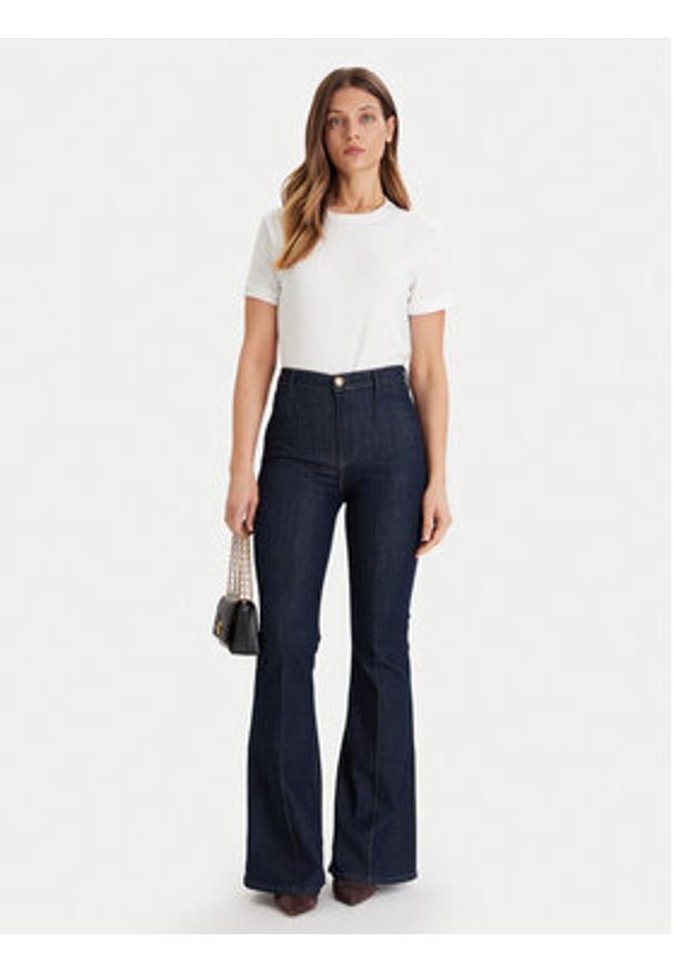 Guess T-Shirt V5BI12 K8FQ4 Biały Regular Fit. Kolor: biały. Materiał: bawełna