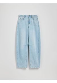 Reserved - Jeansy balloon fit - niebieski. Kolor: niebieski