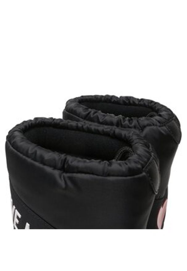 Love Moschino - LOVE MOSCHINO Śniegowce JA24032G1HISA000 Czarny. Kolor: czarny. Materiał: materiał