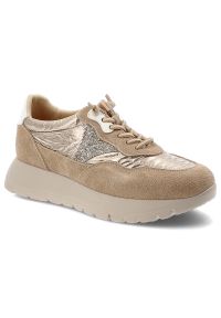 Sneakersy damskie Vinceza, cholewka ze skóry naturalnej zamszowej z wstawkami materiału tekstylnego wiązanie z przodu na grubszej podeszwie, beżowe,. Zapięcie: sznurówki. Kolor: beżowy. Materiał: materiał, skóra, zamsz. Szerokość cholewki: normalna #1