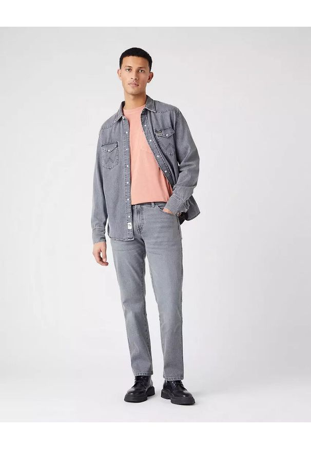 Wrangler - WRANGLER TEXAS SLIM MĘSKIE SPODNIE JEANSOWE JEANSY GOLDEN GREY W12S3039H 112145786