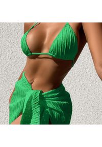 Intica - Bikini wiązane na szyi z elastyczną spódnicą plażową Erietta. Kolor: czarny. Materiał: materiał #4